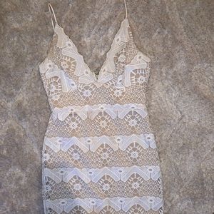 Lulu’s White Lace Dress